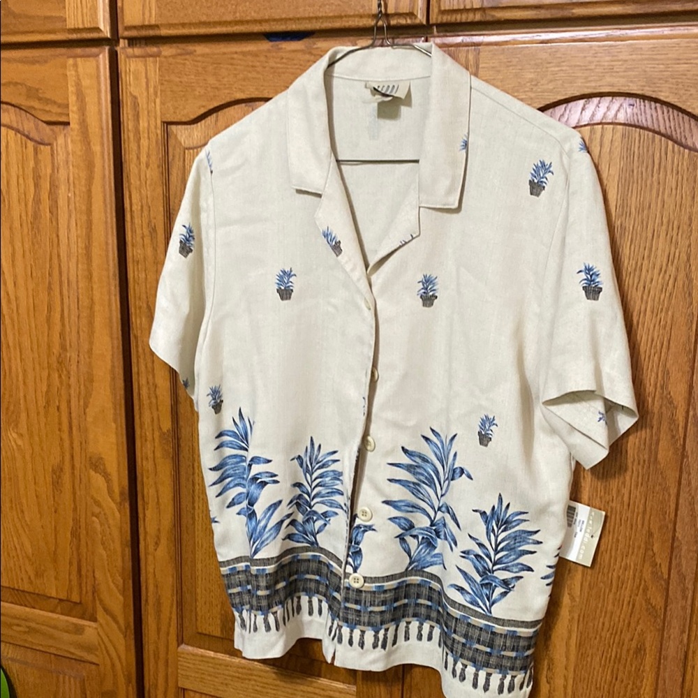 Teddi Cream and Blue Tropical Print Top